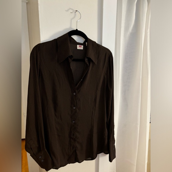 Button Down Levi’s Top - Picture 2 of 2